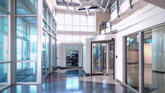 Even police stations – such as this one in Dallas, Texas – use the security and controlled access benefits of revolving doors to protect front-line staff and visitors against intrusion. The same benefits apply to a spectrum of private and public facilities, including data centres, commercial buildings, hospitals, IP and records facilities and facilities where front-line staff require safeguarding.